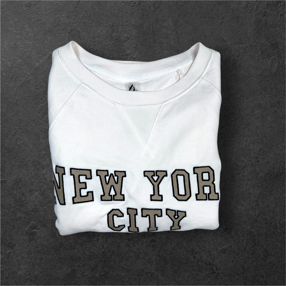Lou & Grey Women’s Crewneck New York Beige Sweatshirt Size XS - Picture 11 of 12